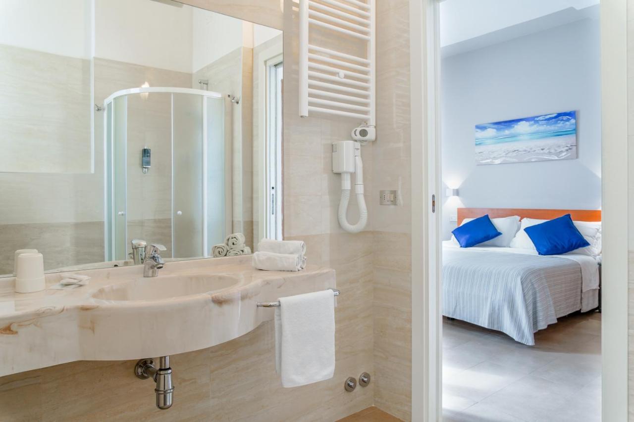 Mon Pays Hotel Rimini