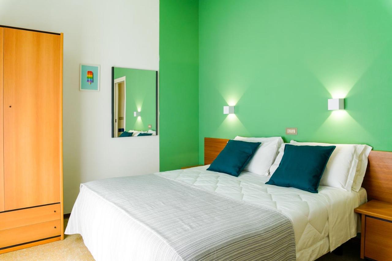 Hotel Mon Pays 3*